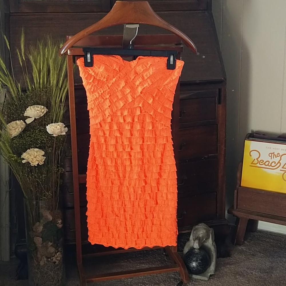 🧡 mini dress.